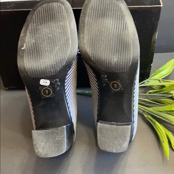 Black and White Striped Mules - Picture 8 of 8